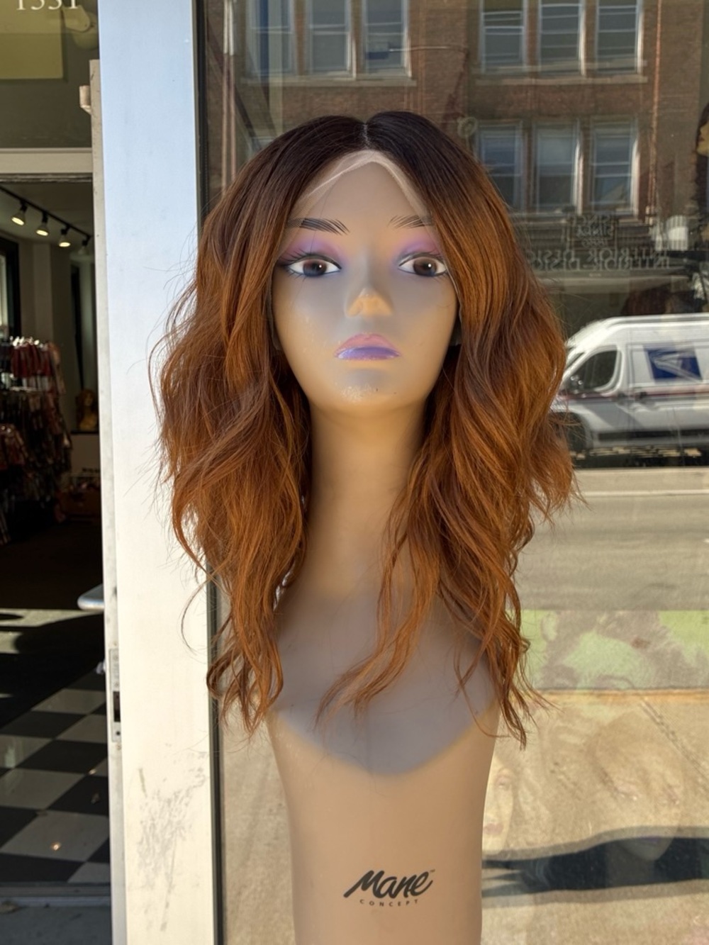 Women’s Wavy Ombre Wig - Auburn Brown